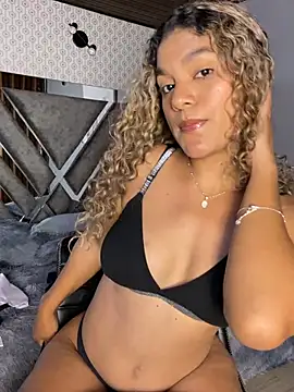 Webcam Model (AngelPinkk_)  is live.Free join now!