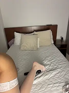 capricho_01 (F young) - Show pussy