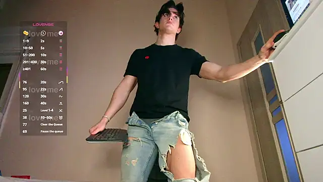 ChristianLevine_ webcam