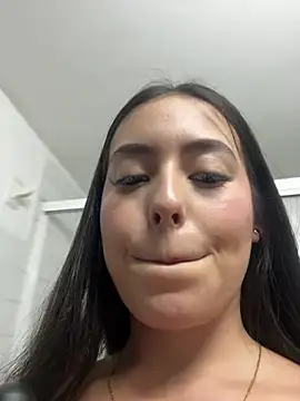 Julietasantos__ webcam