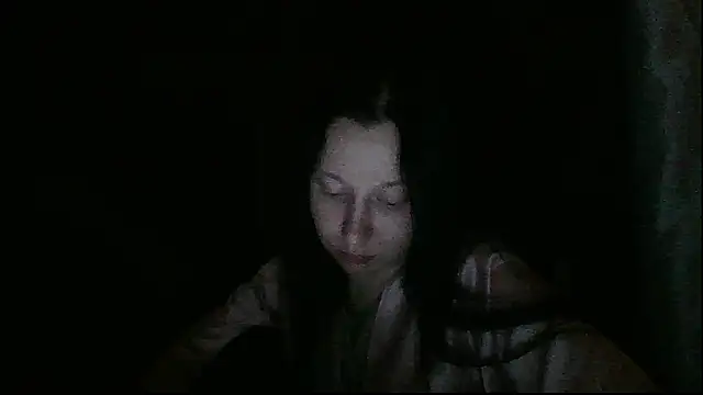 RussNocturnal webcam