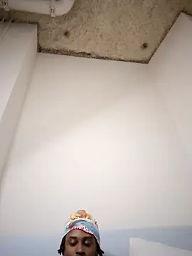 DarkSkinStroker webcam