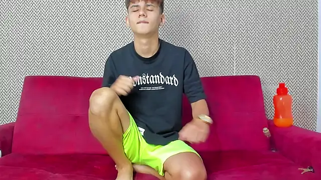 willy_sexxx18 webcam