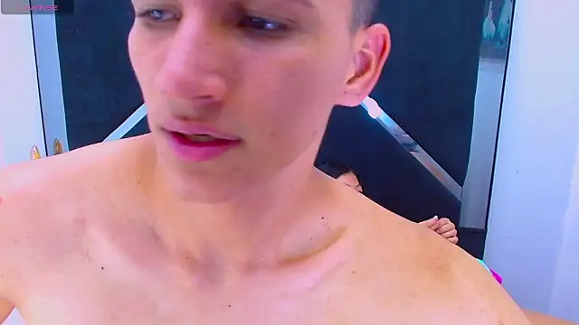 Sophi_and_Jack webcam