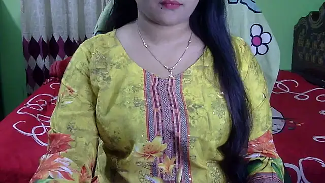 BengaliQueenStar webcam