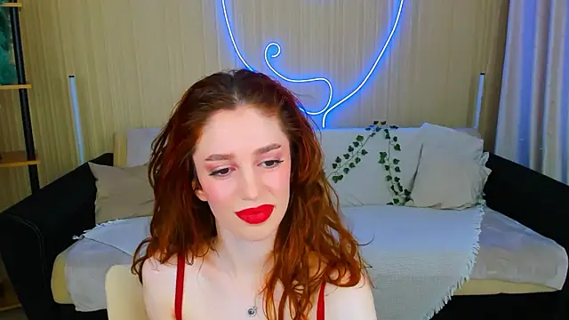 ChristinaConteeree webcam