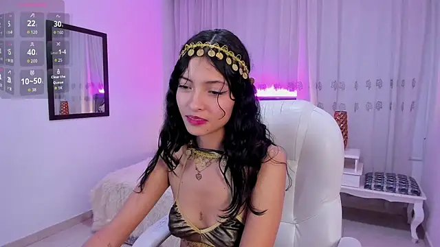 Mia_Clay1 webcam