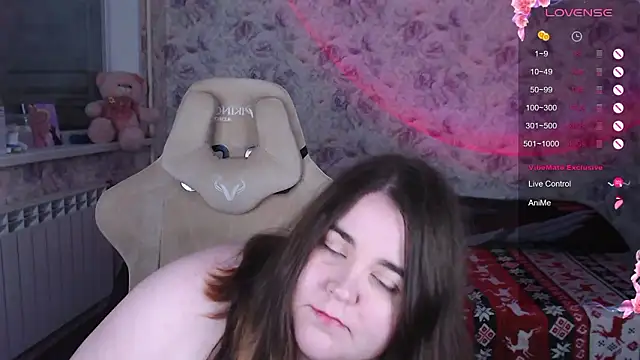 Estelle_Hicks webcam