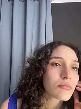 Webcam Model (TeensNews18)  is live.Free join now!