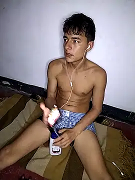 attractive-sexx (M young) - I cover my body with Naked cream.