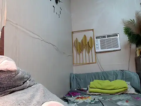 ladyhotcuming webcam