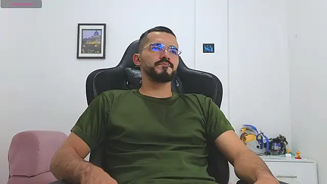 massimoo_07 - Massimoo_07's free webcam - UK Sex Cams