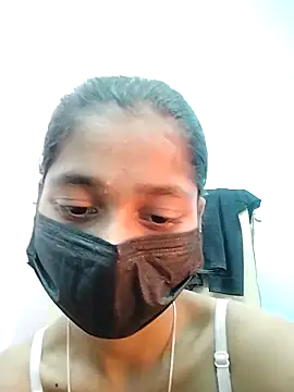 Webcam Model (Noor-09-)  is live.Free join now!