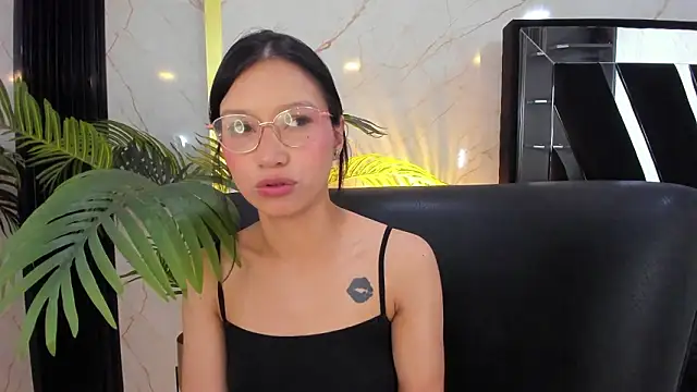 Sophie_Calloway webcam