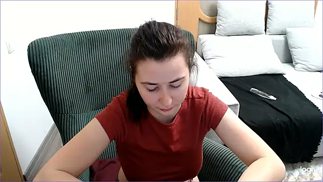 violetaflower7 - VioletaFlower7's free webcam - UK Sex Cams