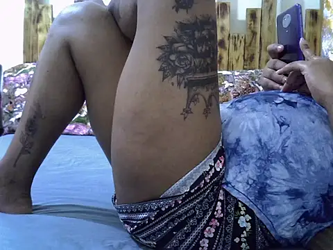 NATASHA_LUCKY webcam