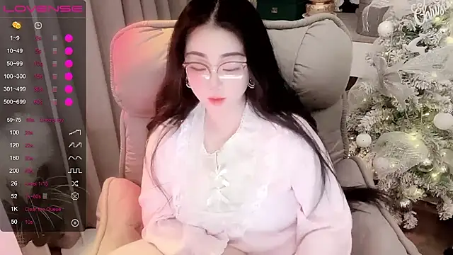 Monica-666888- webcam