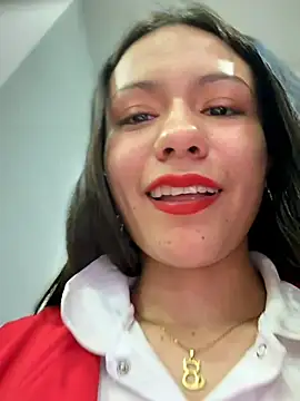 CHARLOTTE__05 webcam