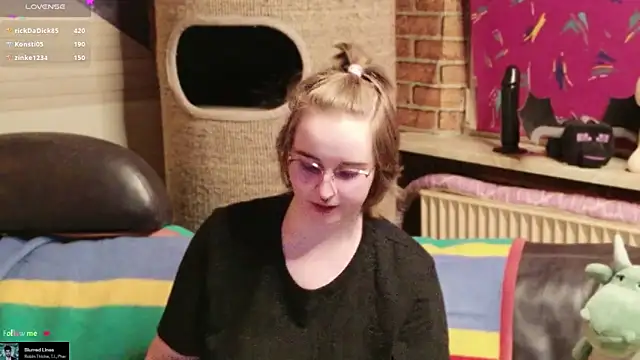 GamerGirl_Eve webcam