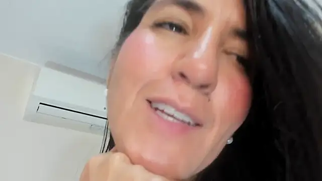 vanesadimaria webcam