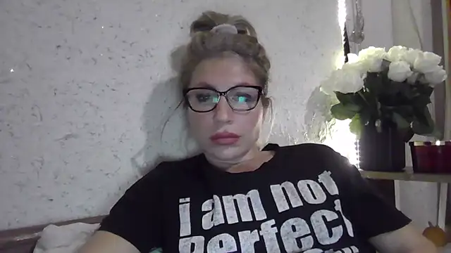 fox_red_lady7 - Fox_red_lady7's free webcam