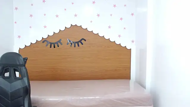 scarlett_percy_t webcam