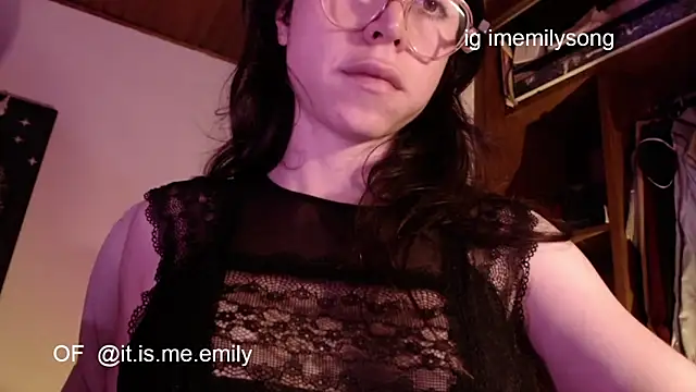 emily_pearl_ webcam