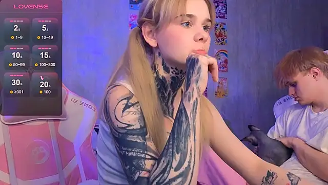 Britney_Lynch webcam