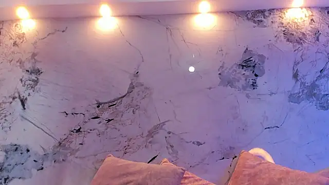 Karina_chastillo webcam