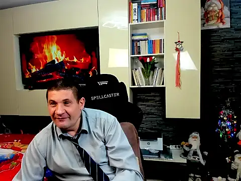 SpartacusDaddy48 webcam