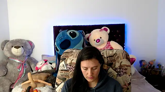 lorenahot_06 - Lorenahot_06's free webcam