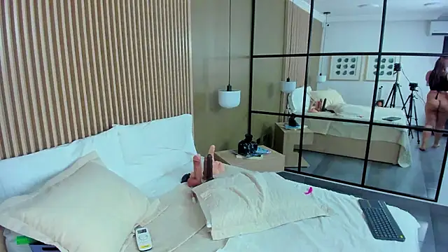 jessycream - JessyCream's free webcam