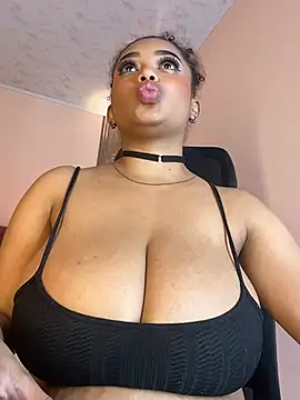 Emy_leon webcam