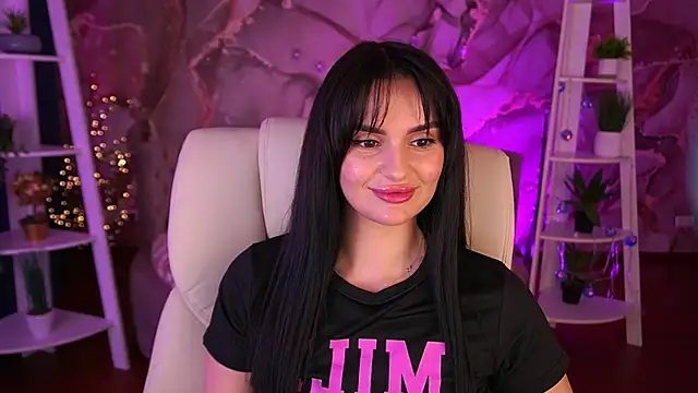 milashalovely - MilashaLovely's free webcam