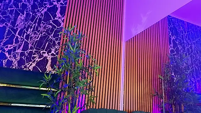 BarbieKara Live Webcam on Stripchat