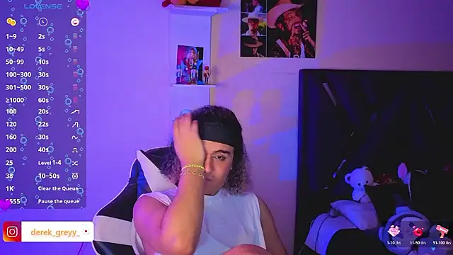 derek_greyy_ webcam