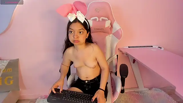 CharlotteMuller webcam