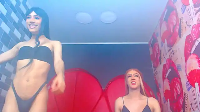 julessxcharlotte webcam