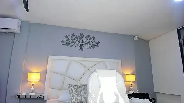 Miss_Francheska webcam