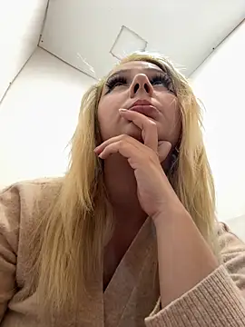 hotamanda01 Live Webcam on Stripchat