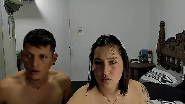 Zara_cum69 webcam