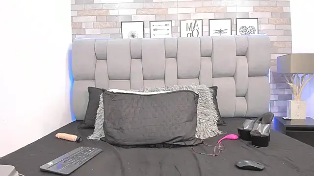 KariinaTaylor webcam