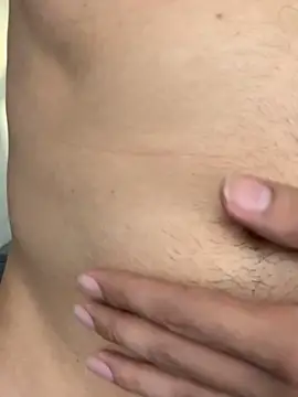 valery_and_Dani_ webcam