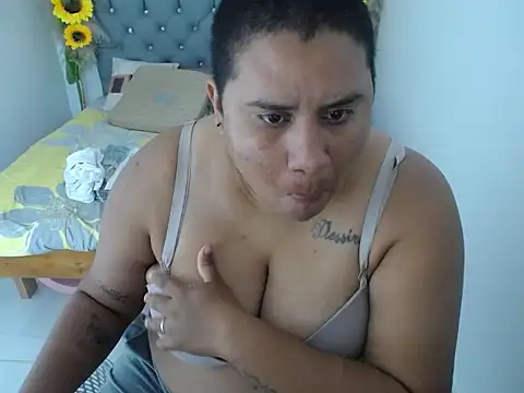 hotlesby_valery webcam