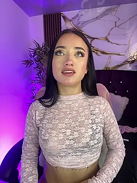 Webcam Model (Ady_18)  is live.Free join now!