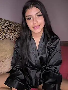 Webcam Model (hurrem_18)  is live.Free join now!