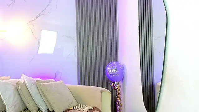 kiaratentation webcam