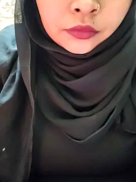 Webcam Model (Indian-Nazia)  is live.Free join now!