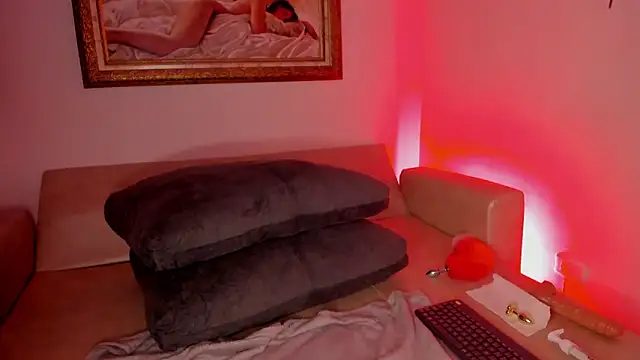 VeronicaSmith_OS webcam