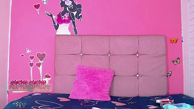 mikaela_iris - Mikaela_iris's free webcam